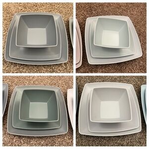 NWOT 12 piece dinnerware set